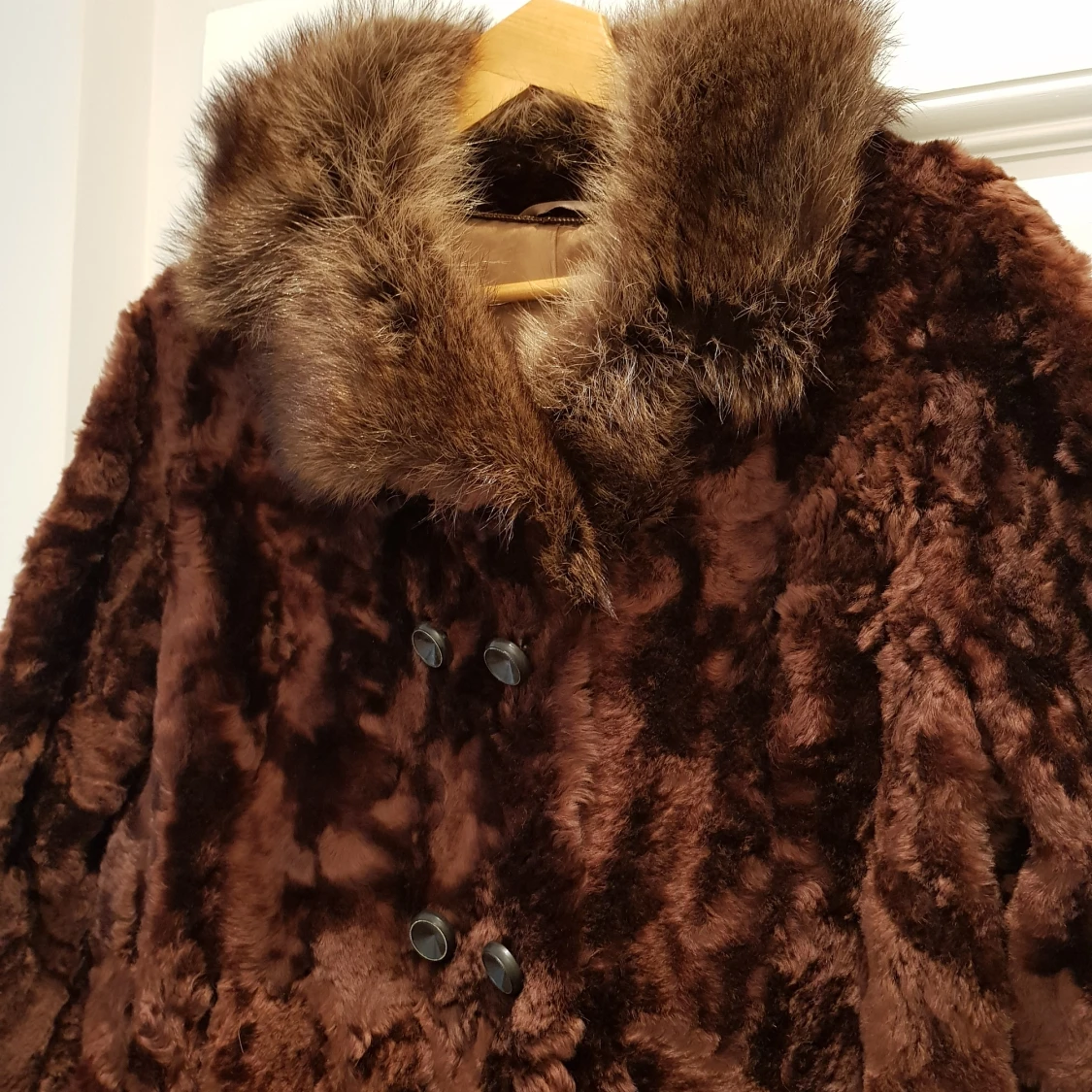 Retro pälskappa i fårskinn  - 90