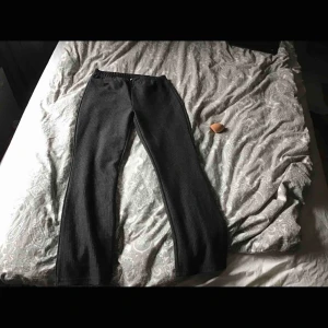  - Passar M båda  Vet ej vart den första är från 