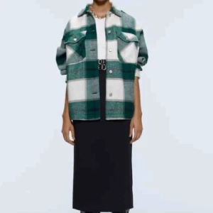  - Trendig jacka från Zara använd endast en gång! I storlek S. Priset är inkl frakten om man inte kan mötas upp i Gbg 