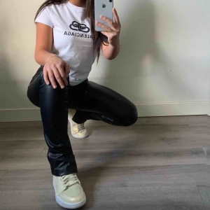  - Balenciaga xs, helt ny. Kvitto finns givetvis. 