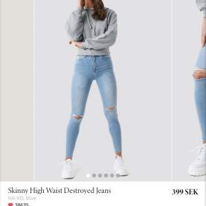 Säljer dessa Jeans från NAKD i storlek M, dom är använda 3 gånger och väldigt sköna! Tänkte sälja för 220kr+frakt 