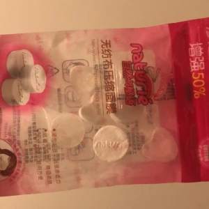 Ansikts masker 7st - Ansikts masker som lägga i vatten/ ansiktskrämen av ditt val! 7st för 40kr inkluderad frakt!