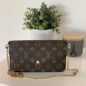 SÖKER - Söker denna väska till ett bra pris :)