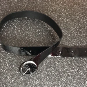 Glansigt skärp väldigt fint  - Har inte används mycket 