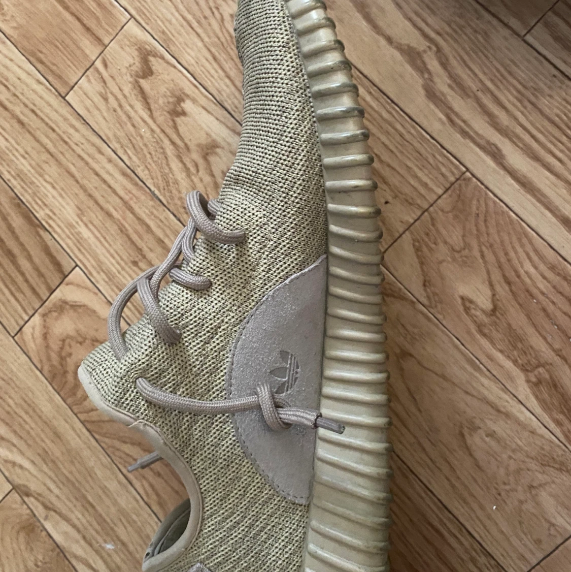 Söker Byte - Yeezy 350 boost v1 Oxford tan - 90