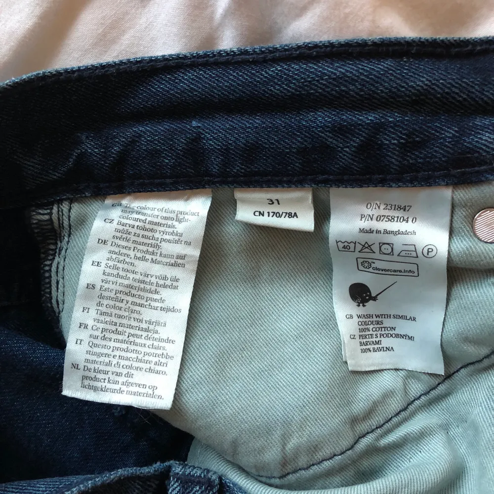 Jeans från Monki i strl 31. Använda sparsamt. Köpare står för frakten. . Jeans & Byxor.
