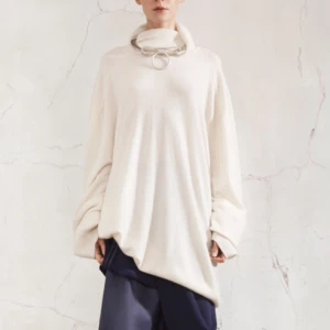  - Polo i 100% Kashmir från Maison Martin Margiela/HM-samarbetet, mycket fint skick.