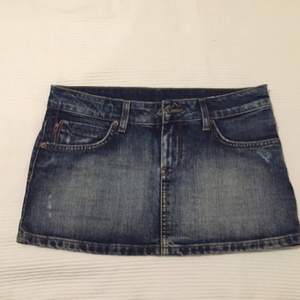 Jeans kjol från Topshop storlek S (liten i storlek)