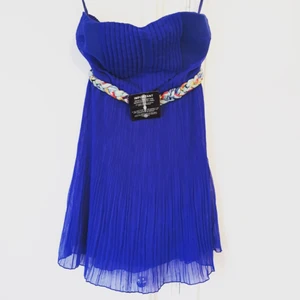  - Ny/oanvänd klänning från Nelly.