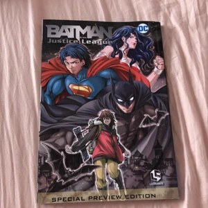 Batman & the Justice League Manga  - Oläst manga ifrån Loot Crate 