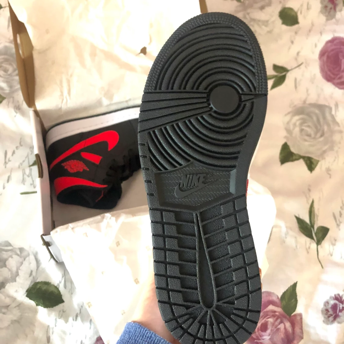 🌺Nike Jordan 1 Mid ”Syren Red”🌺 - 90
