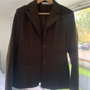 Kavaj - Ny kavaj köpt för några veckor sedan, men kommer inte alls till användning. 