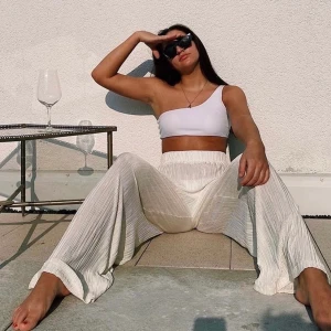 Byxor  - Mjuka fladdriga byxor 