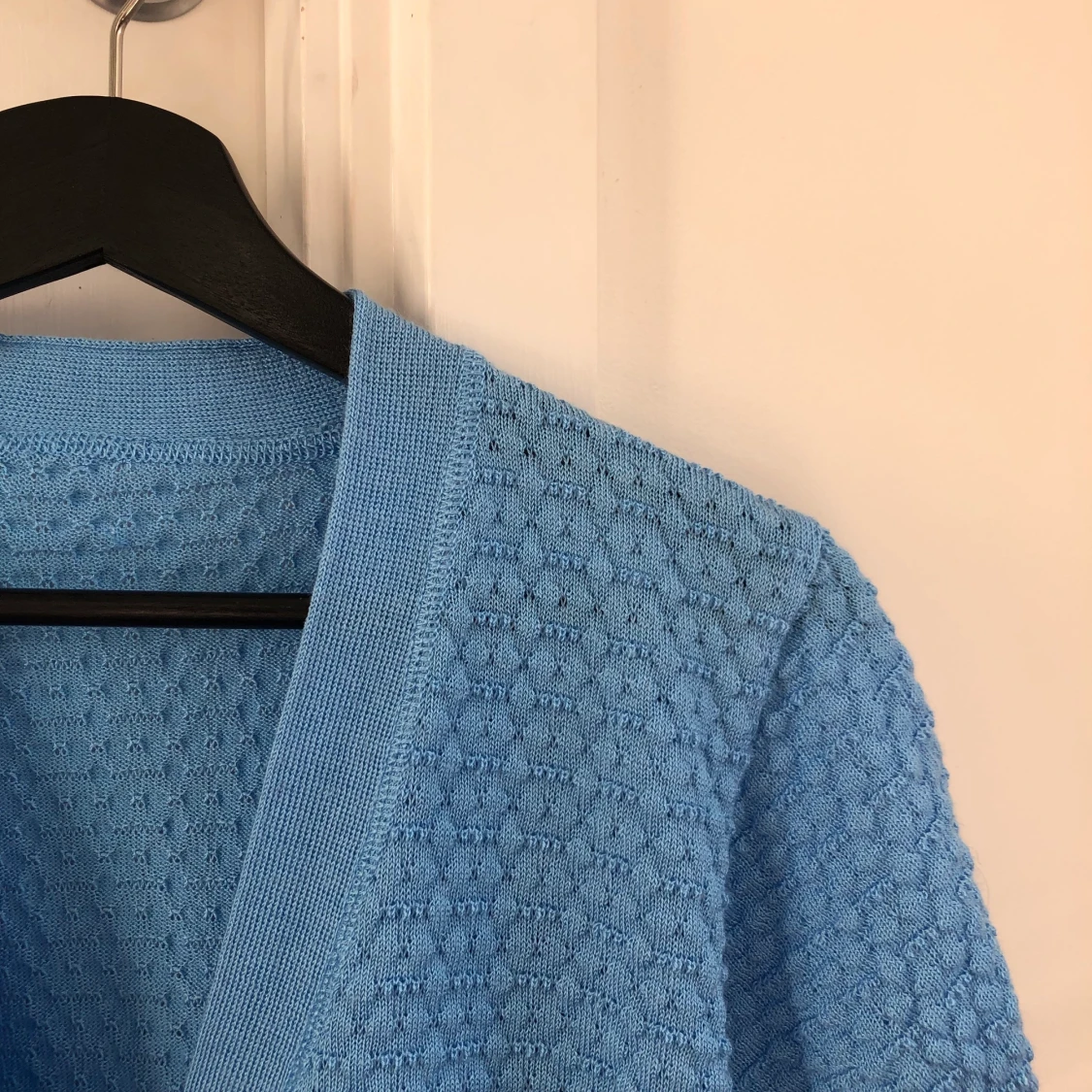 Blå stickad kofta - 90