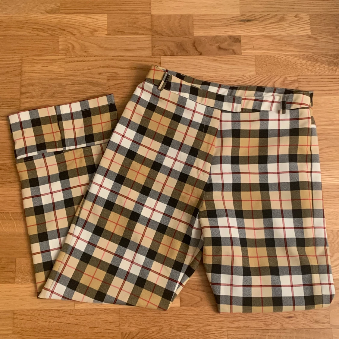 Rutiga y2k byxor!! - 90