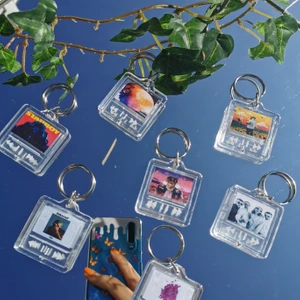 Nyckelring  - Beställ en nyckelring med valfri bild för 70kr 💖 FRI FRAKT 🇸🇪