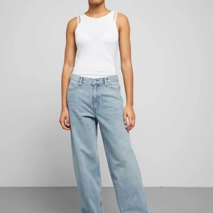 Rail miami jeans - Rail miami blue jeans från weekday i storlek 27/30. Avklippta nertill då jag tyckte de var lite för långa. 