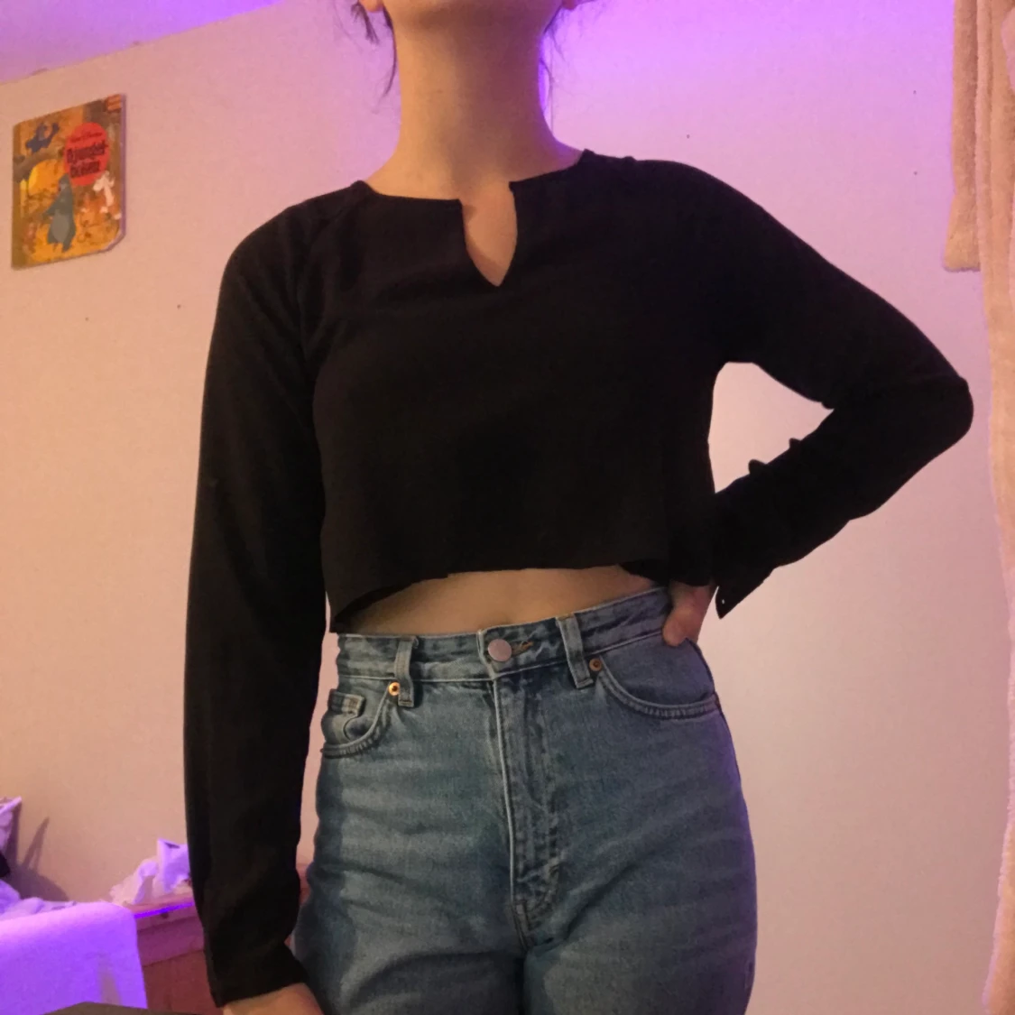 Svart crop top  - 90