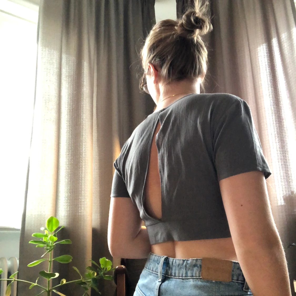 Topp med öppen rygg - 90