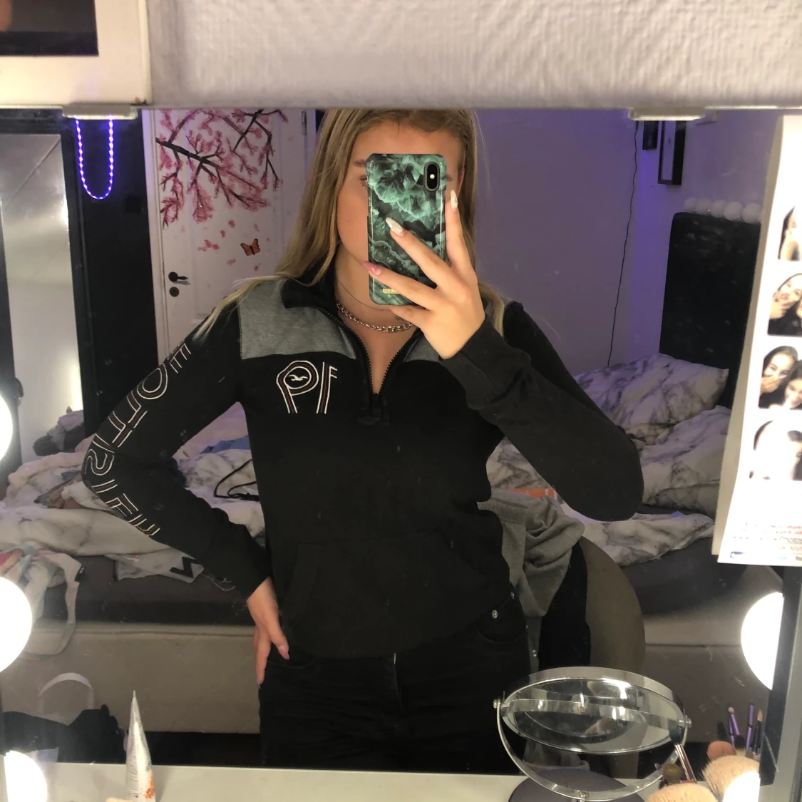 Hollister zipup tröja