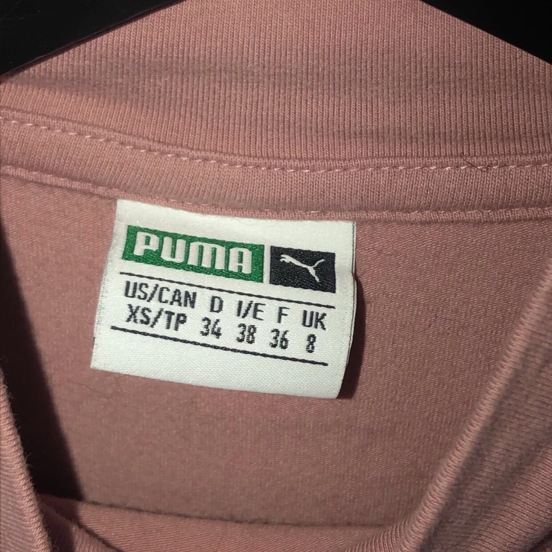 Puma tröja i storlek 34/xs  - 91