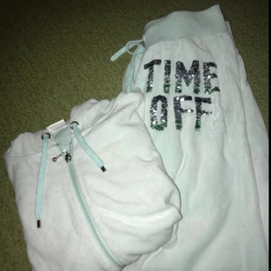  - Ett fint mjukis set från Cubus, båda i storlek M men passar även S