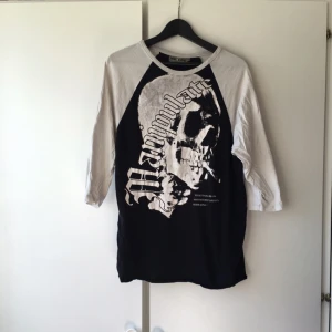  - Tröja från CARLINGS! Köparen står för frakten! Betalning sker via swish! 