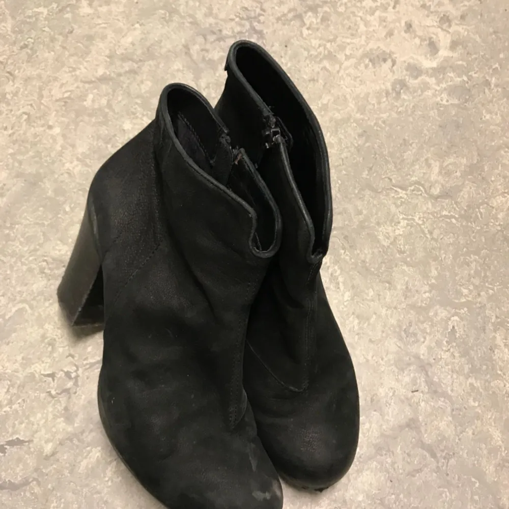 Vagabond ankle boots in very good condition . Skor.