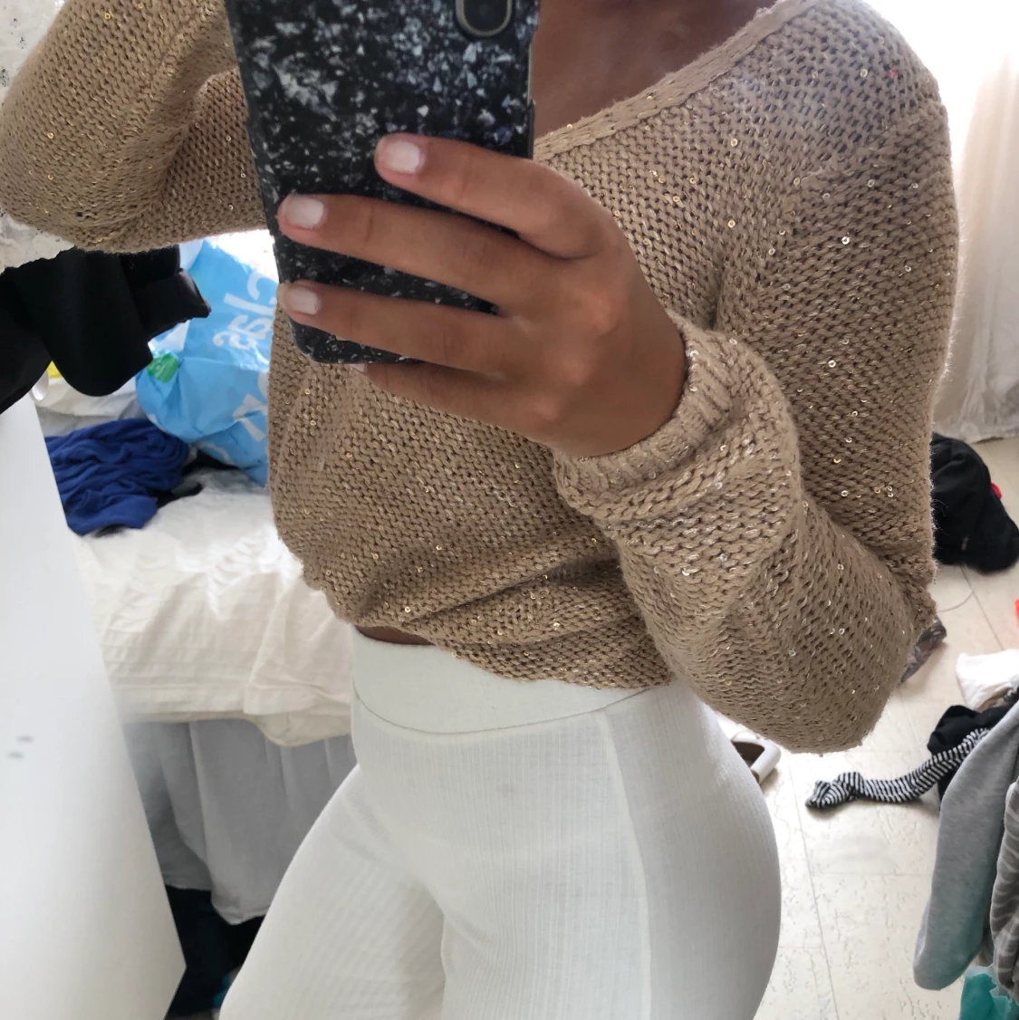 Snygg guldig stickad tröja🤍 - 91