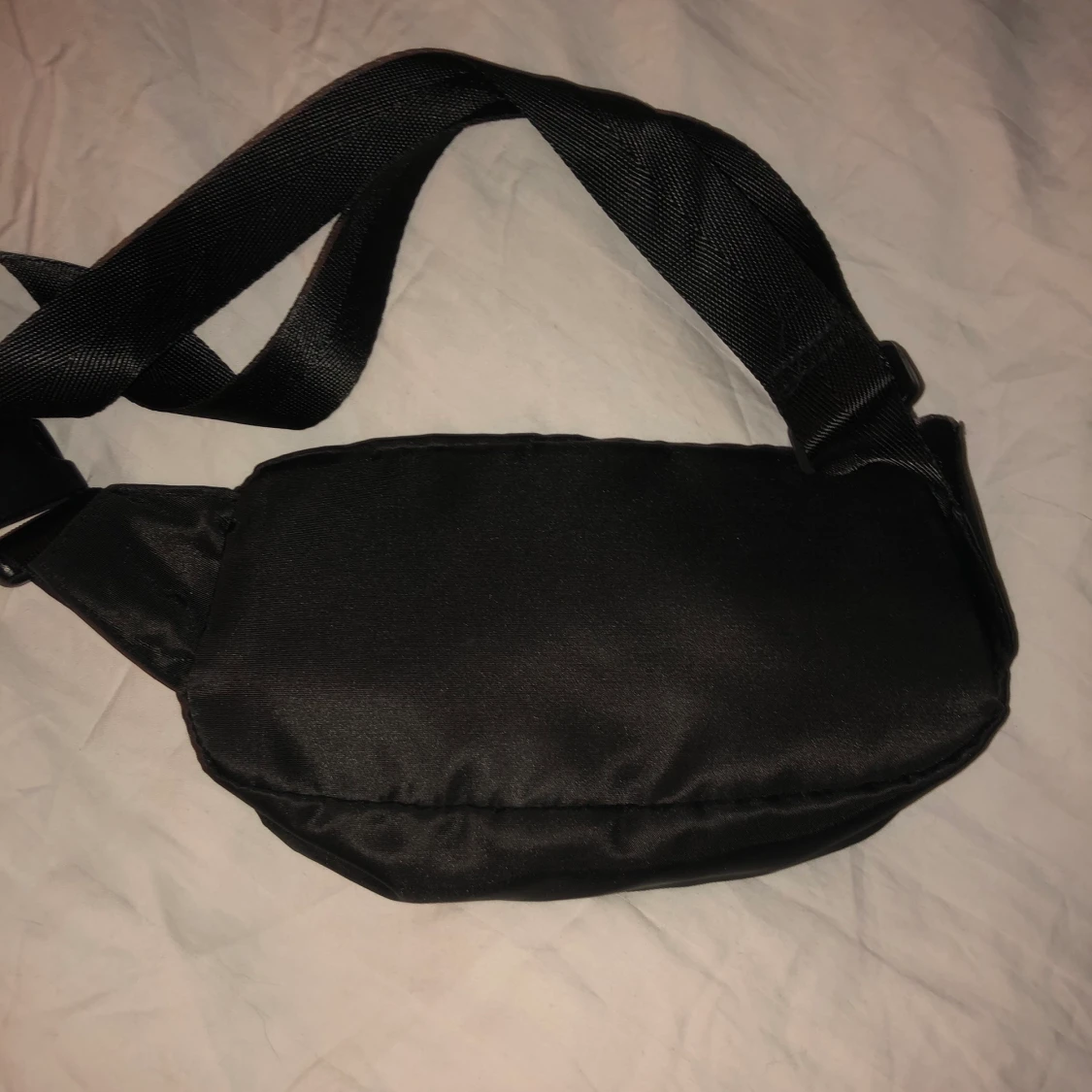 Svart magväska - 91