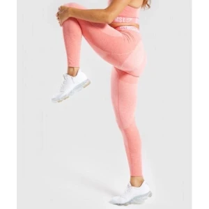 Gymshark träningstights  - Har flera olika träningstights från Gymshark som inte kommer till användning!! Storlek Xs-S. Har fem som finns på bilderna + några till!! Hör av er vid funderingar eller fler bilder irl! 250kr/styck + frakt.🥰