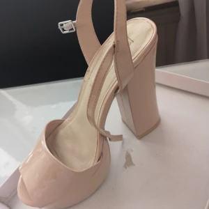  - Nud färg från nelly