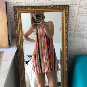  - SÅ FIN sommarklänning som aldrig har kommit till användning😪 Köpt på asos för 205kr och märket är boohoo!