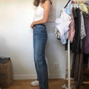  - Vintage Salasa-jeans! Högmidjade och supersköna, men tyvärr för stora för mig 😢 W30 L31
