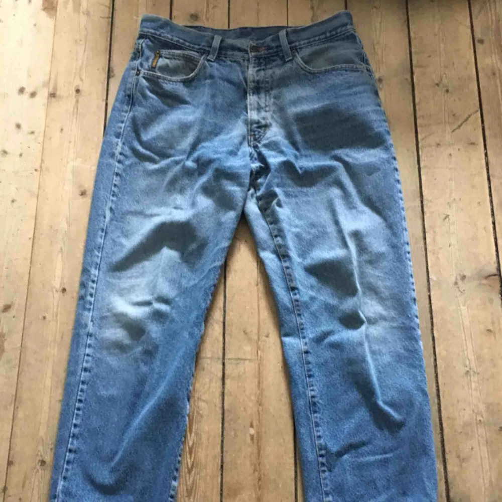 vintage jeans från armani. baggy fit.. Jeans & Byxor.