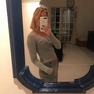  - Tröja ifrån topshop, använd 1 gång. 