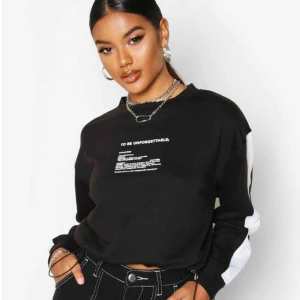  - NY! One Stripe Sweater. Frakt ingår i priset 💕 