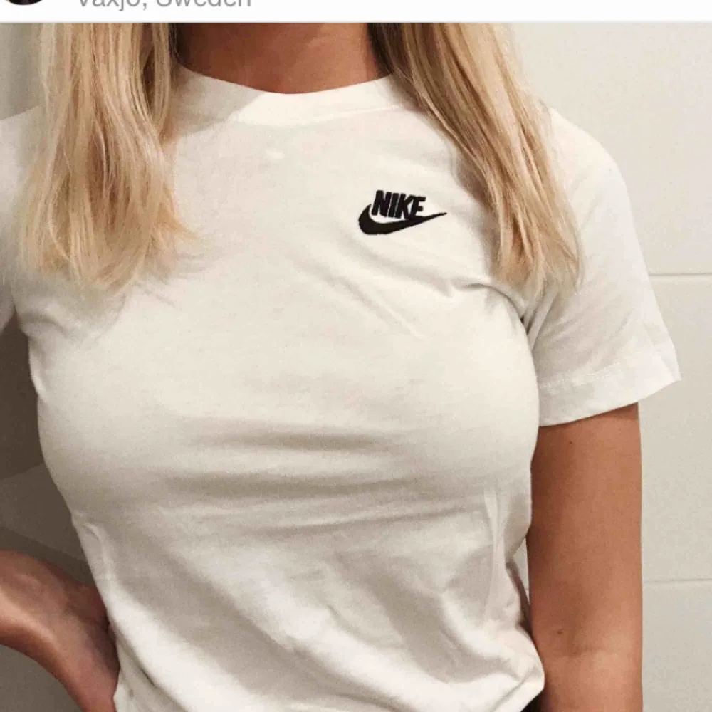 Supersnygg Nike T-shirt! Ge bud. T-shirts.
