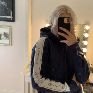 Gant hoodie storlek S - Gant hoodie storlek S pris 200 kr frakt 55 kr