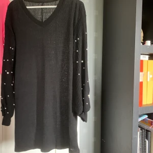 Klänning  - Helt ny stl l 