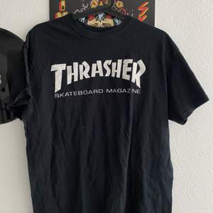 En svart trasher t-shirt. Knappt använd😆 frakt-60kr
