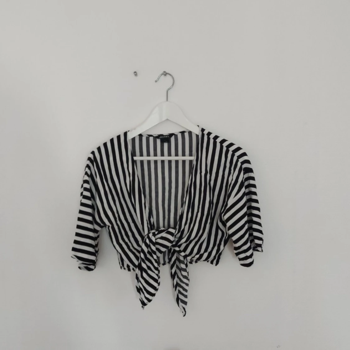 Knytblus från Monki stl M