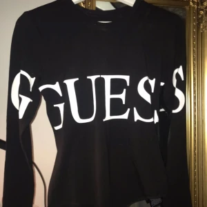  - Helt ny endast testad body från guess 