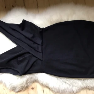  - Man kan ha den åt båda hållen berodde på hur man vill den ska sitta 😍