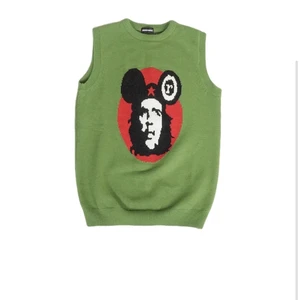 Reckless scholars knit - Slutsåld limited knitwest från reckless scholars!     Är beställd men kommer ta någon väcka med hemleverans efterssom det är pre-order, aldrig andvänd alltså. För frågor eller äkthetsbevis skriv privat.                                                                      Säljer direkt, ingen budgivning!                                    GRATIS FRAKT