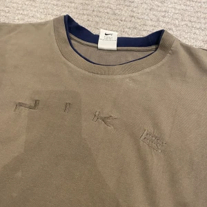 Vintage Nike t-shirt - Vintage t-shirt från Nike. Köpt på second hand😊