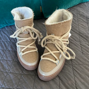 Inuikii skor!  - Säljer mina helt nya inuikii! Storlek 38, prislapp kvar!