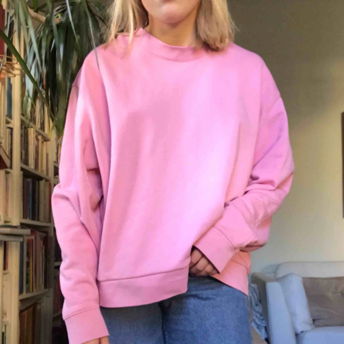 Rosa tröja från WEEKDAY 💖💘💞