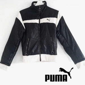  - Varm och mysig Täckjacka från puma. 