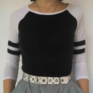  - Aldrig använd tröja från Hollister. Buda eget pris! Typ tomboy style ish